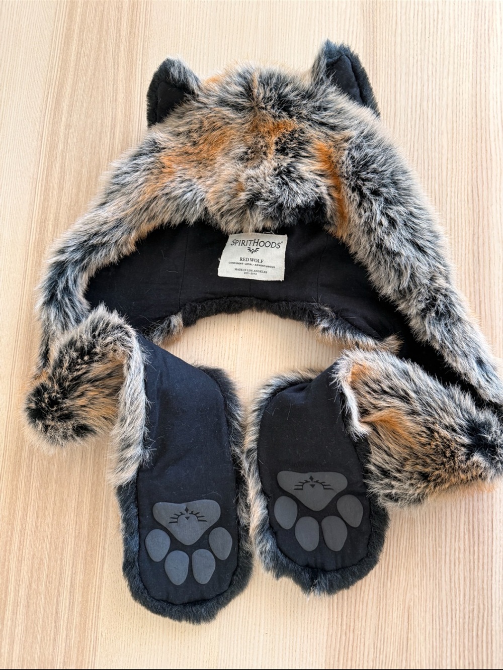 SpiritHoods Red Wolf Faux Fur Hood Hat Scarf Mittens Paw Festival Cosplay